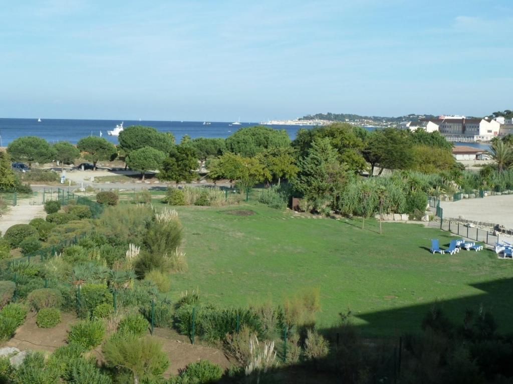 Echappee Bleue Immobilier - Les Marines Aparthotel Cogolin Kültér fotó